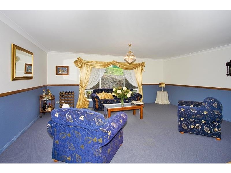 24 Grassmere Court, Banora Point NSW 2486