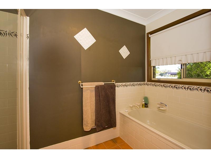 15 Cashel Crescent, Banora Point NSW 2486