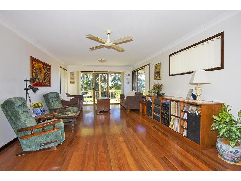 6 Pacific Drive, Banora Point NSW 2486