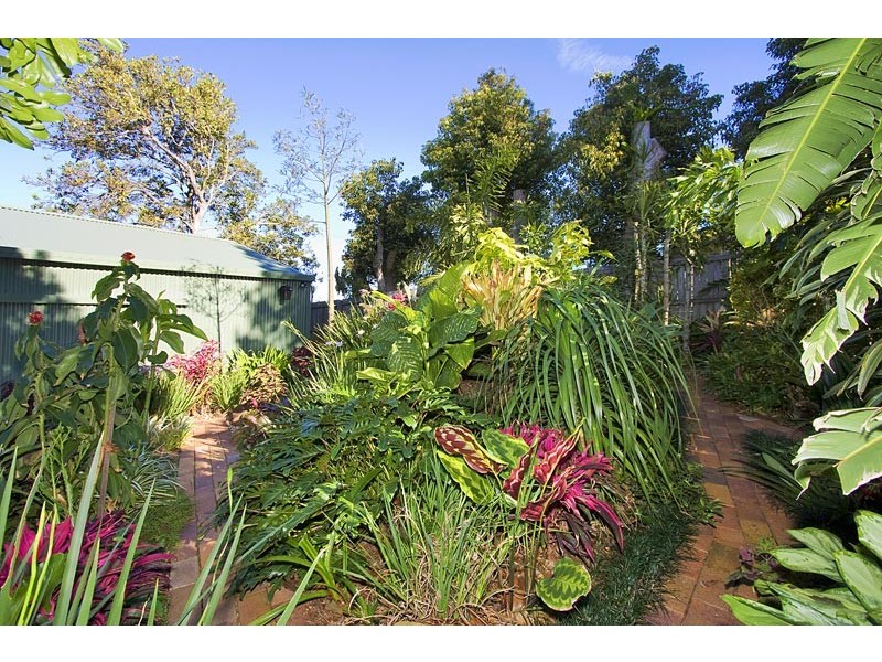 6 Pacific Drive, Banora Point NSW 2486