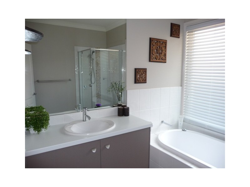 6 Kennedy Grove, Appin NSW 2560