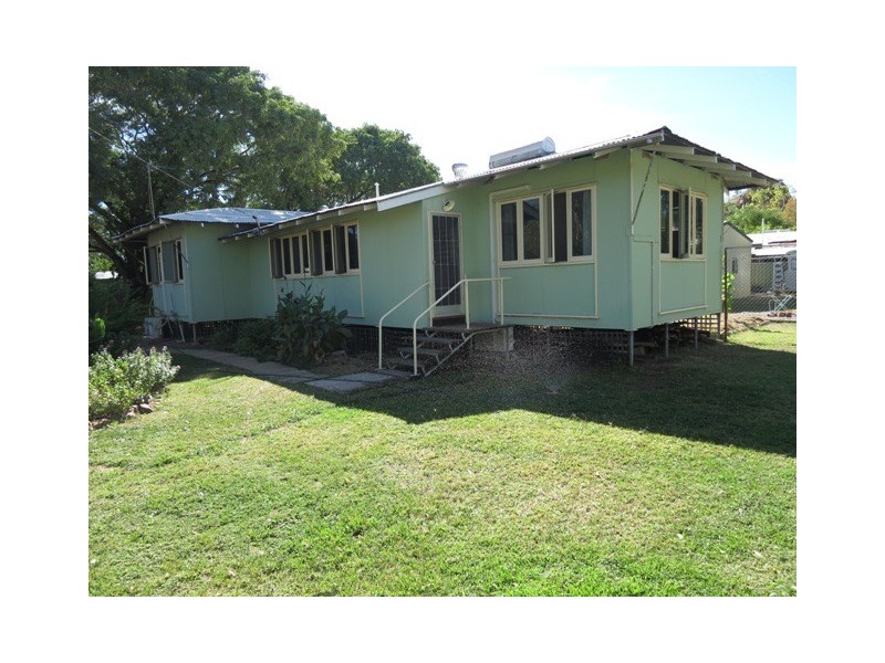 1 Rosewood Avenue, Kununurra WA 6743