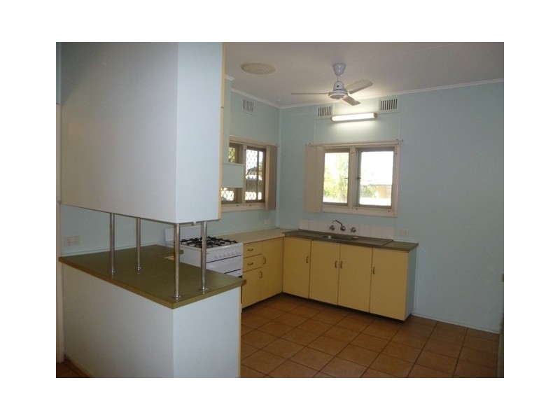 5 Woolleybutt Place, Kununurra WA 6743