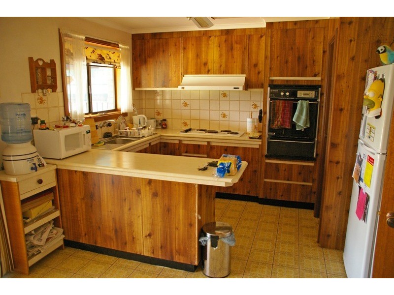 100 Bay Road, Moonta Bay SA 5558