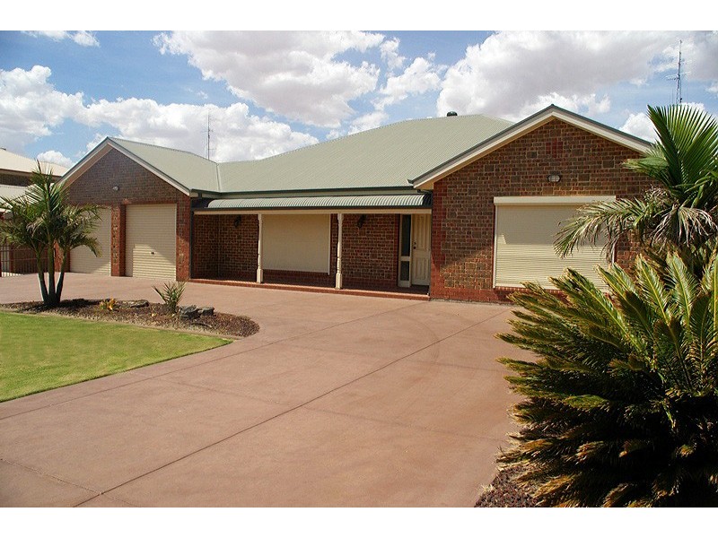 16 Snell Avenue, Port Hughes SA 5558