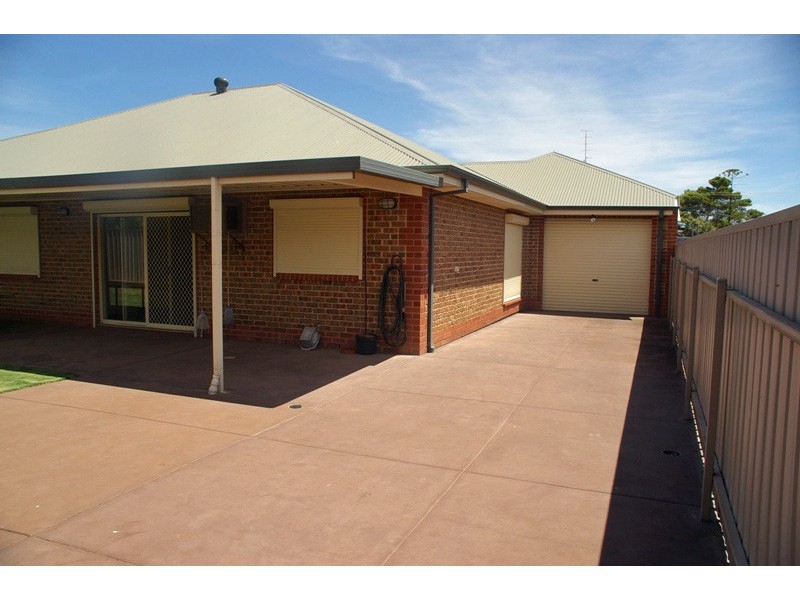 16 Snell Avenue, Port Hughes SA 5558