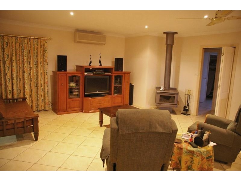 26 North Terrace, Moonta Bay SA 5558