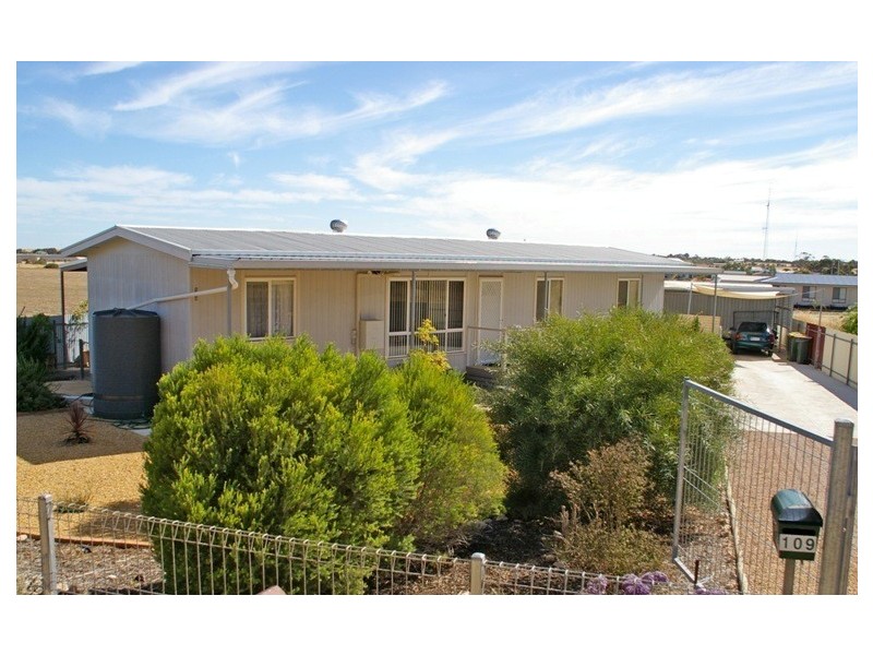 109 Narangga Terrace, Moonta Bay SA 5558