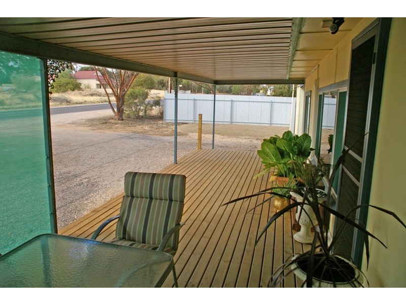 27 First Street, North Moonta SA 5558