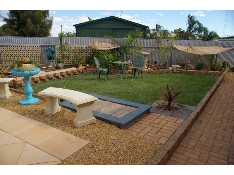 27 First Street, North Moonta SA 5558