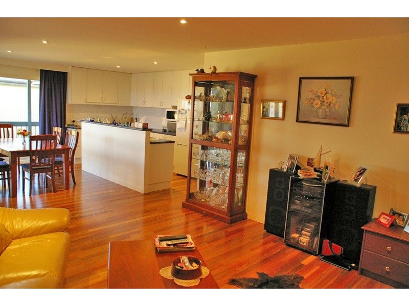 8 Loller Street, Moonta Bay SA 5558