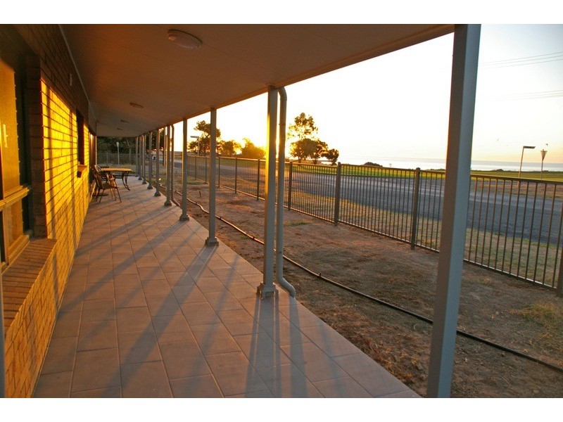 30 Minnie Terrace, Port Hughes SA 5558