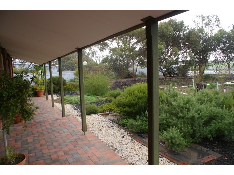 77 Muddy Lane, North Moonta SA 5558