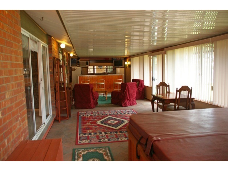 77 Muddy Lane, North Moonta SA 5558