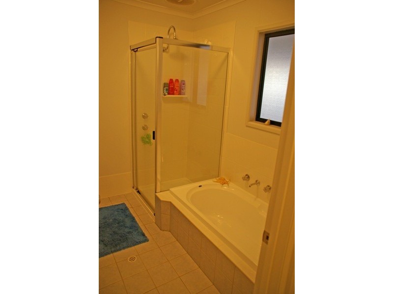 10 CHAPPLE STREET, Moonta Bay SA 5558