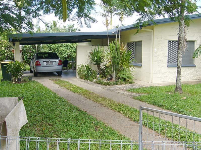9 Denman Close, Cairns QLD 4870