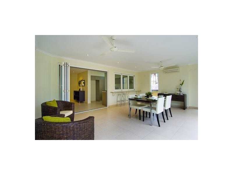 21 Digger Street, Cairns North QLD 4870