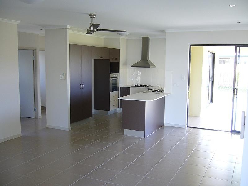 15 Archibald Street, Edmonton QLD 4869