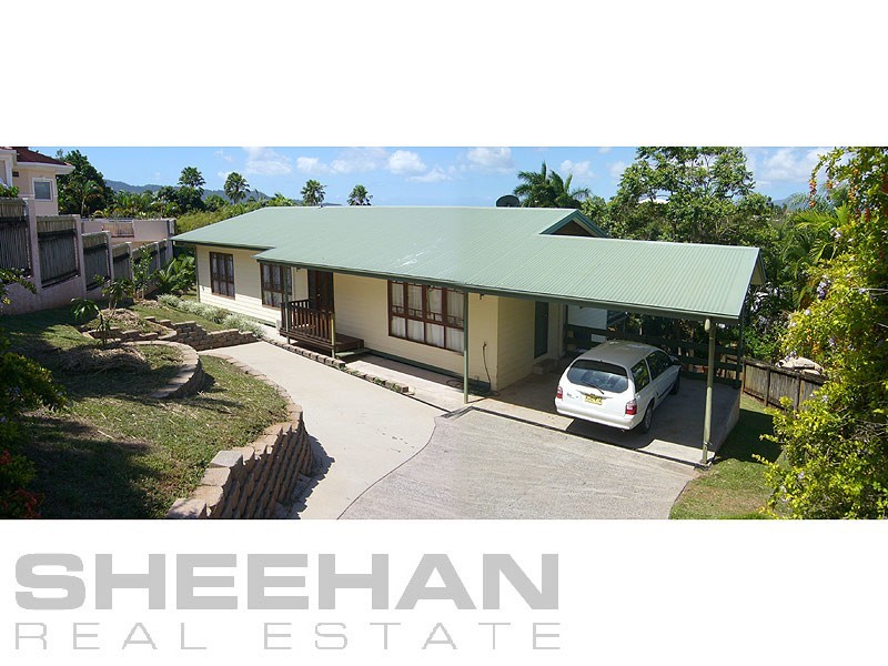 7 Torazzi Place, Mooroobool QLD 4870