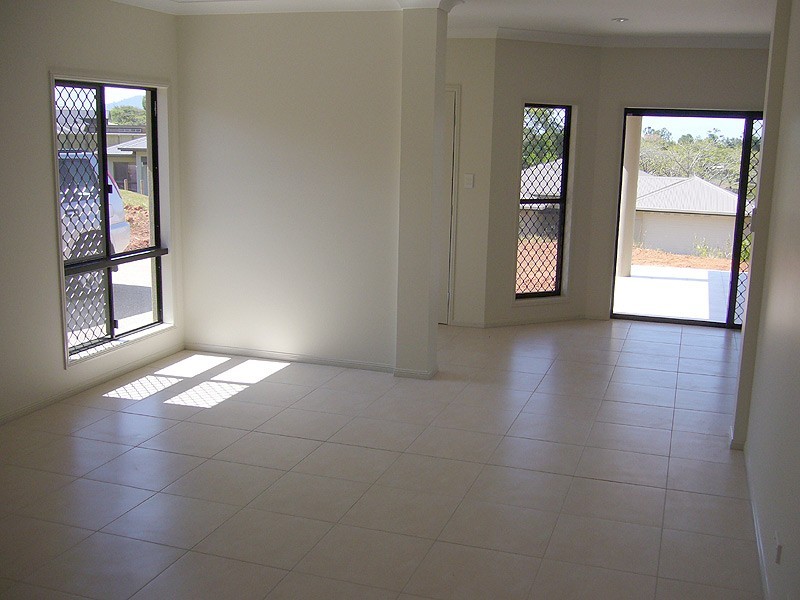 6 Quail Cl., Woree QLD 4868