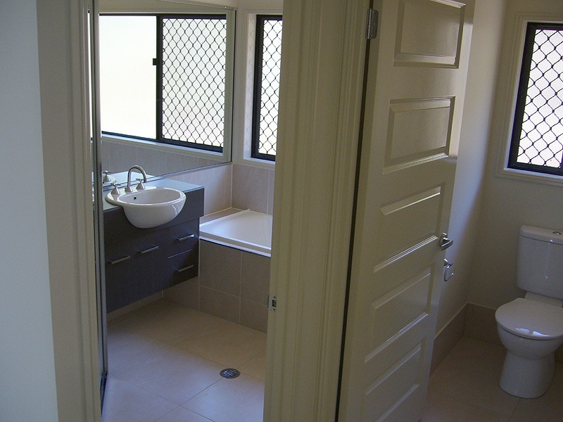 6 Quail Cl., Woree QLD 4868