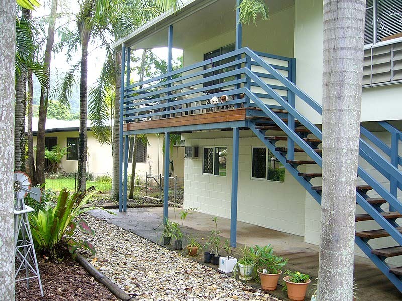 15 IONA CLOSE, Edge Hill QLD 4870