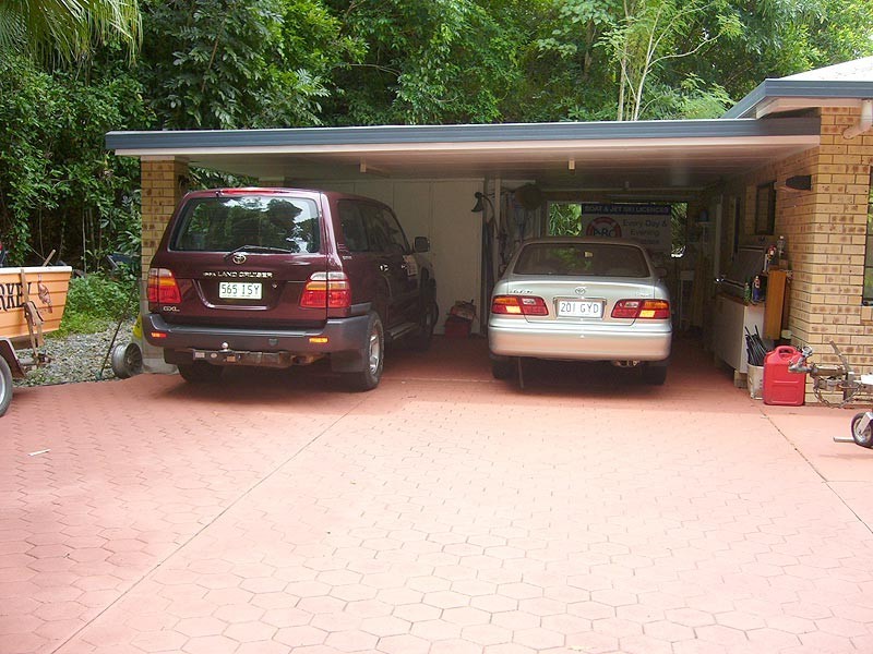 4 Longden St., Brinsmead QLD 4870