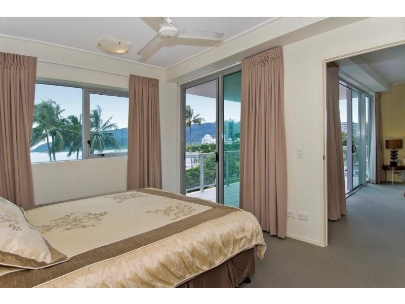 20404/99 Esplanade, Cairns City QLD 4870