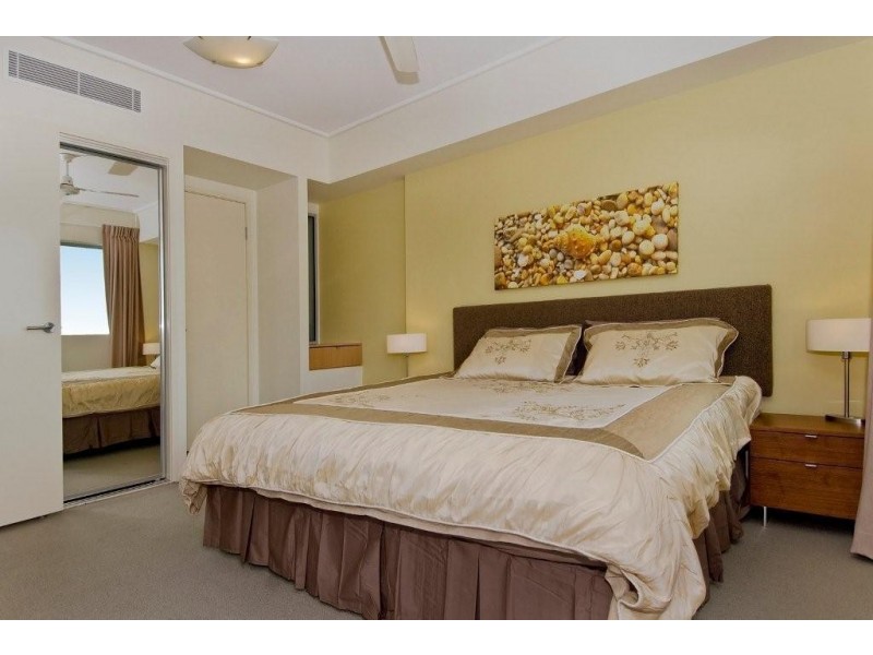 20404/99 Esplanade, Cairns City QLD 4870