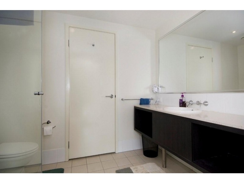 20404/99 Esplanade, Cairns City QLD 4870