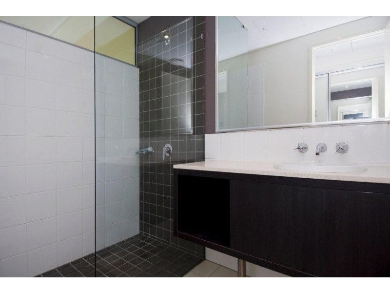 20404/99 Esplanade, Cairns City QLD 4870