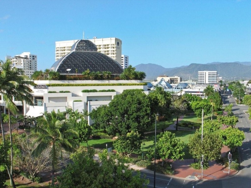 20404/99 Esplanade, Cairns City QLD 4870