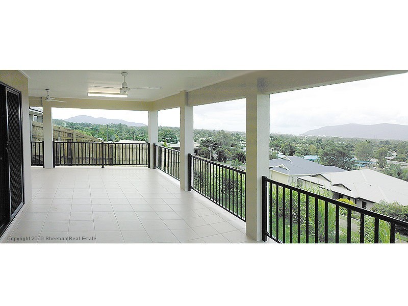 6 SUNBIRD STREET, Woree QLD 4868