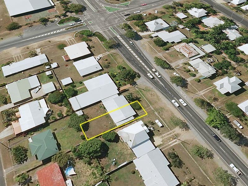 1/277 Aumuller St., Westcourt QLD 4870