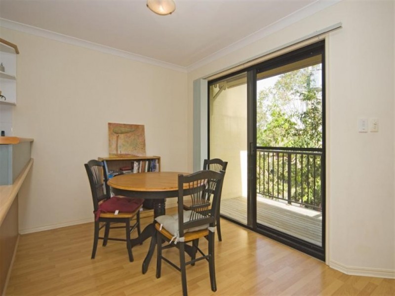 27/316 Long Street East, Graceville QLD 4075