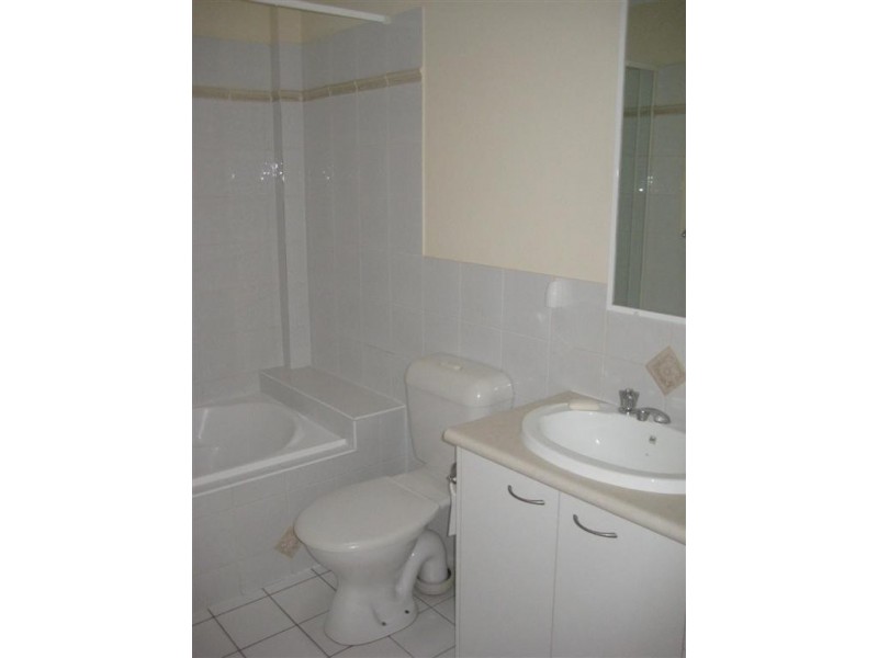 29/316 Long Street East, Graceville QLD 4075