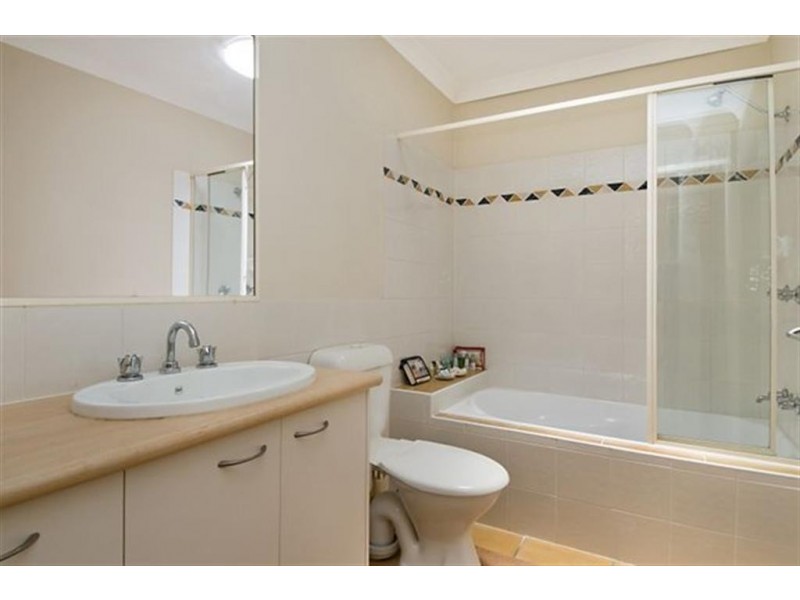 34/316 Long Street East, Graceville QLD 4075