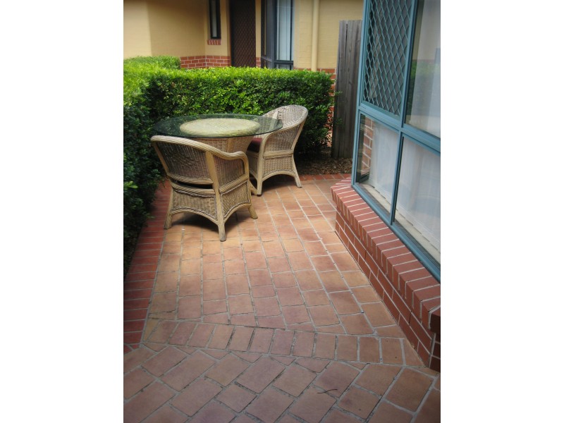 44/316 Long Street East, Graceville QLD 4075