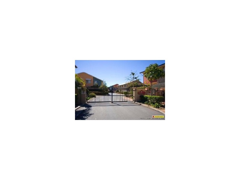 316 Long Street East, Graceville QLD 4075