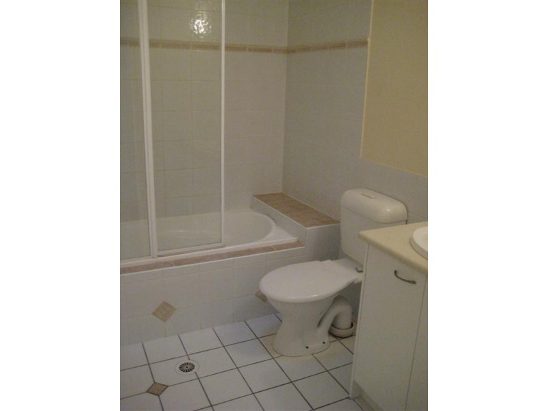 65/316 Long Street East, Graceville QLD 4075