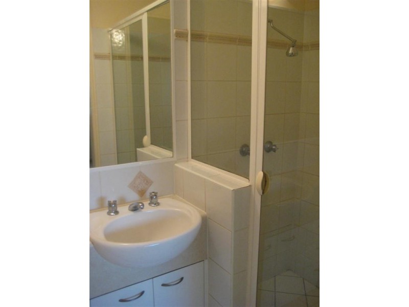 65/316 Long Street East, Graceville QLD 4075