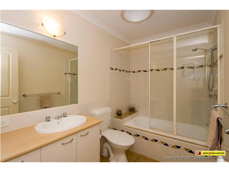 28/316 Long Street East, Graceville QLD 4075