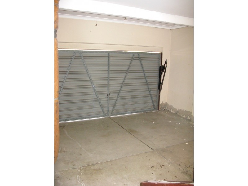 8 National Street, Cabramatta NSW 2166