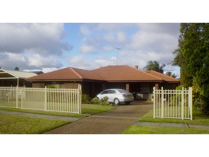 26 Brisbane Road, St Johns Park NSW 2176