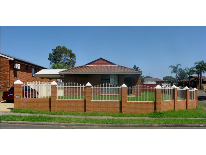 7 Winton Place, Edensor Park NSW 2176