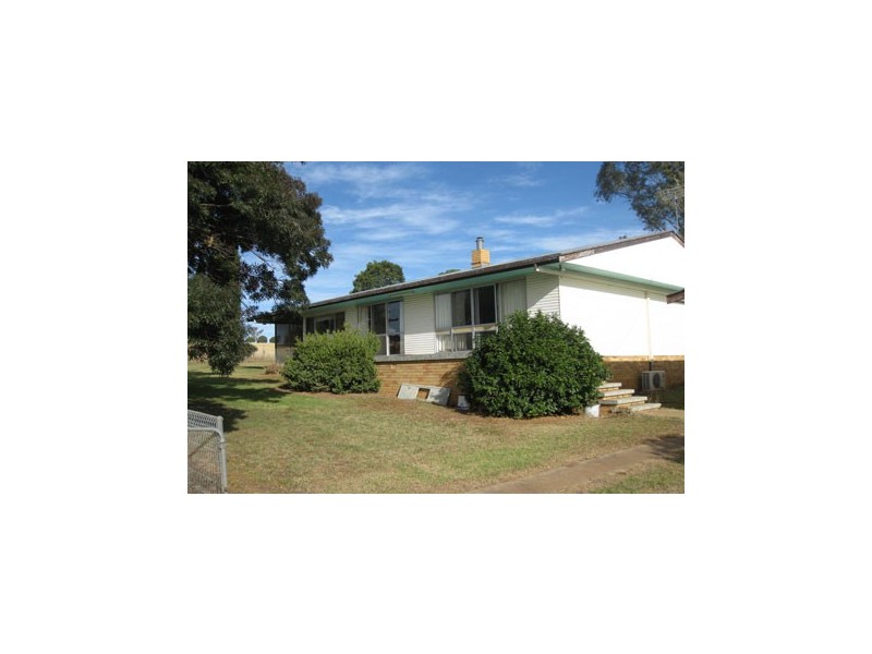12686 Santa Fe, Tamworth NSW 2340