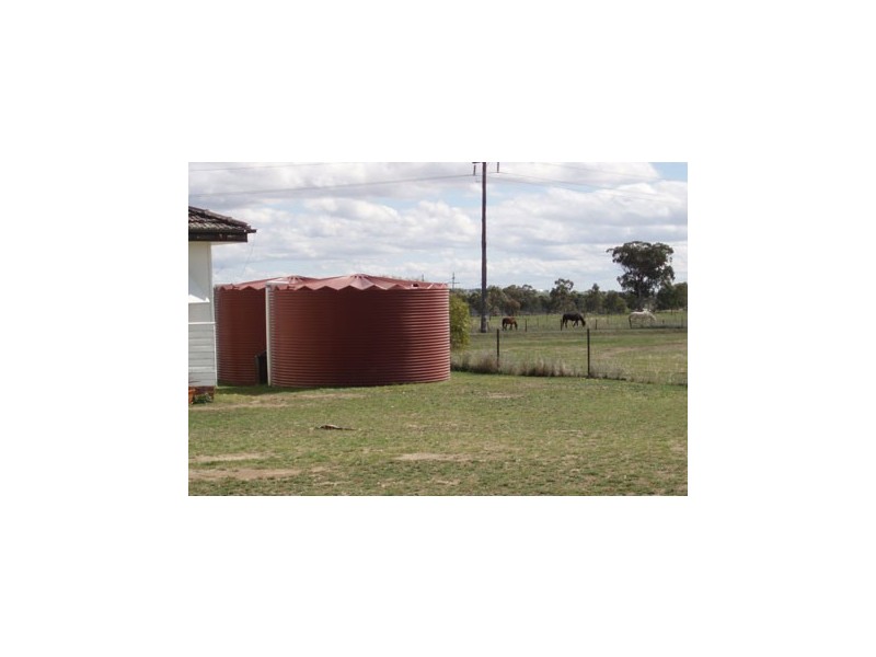 1A Warwick Road, Tamworth NSW 2340