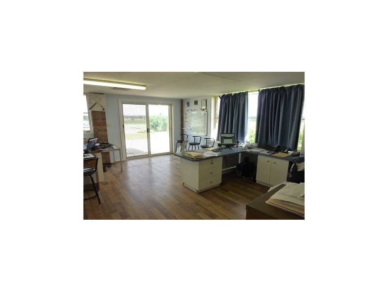 241 Loomberah Road, Tamworth NSW 2340