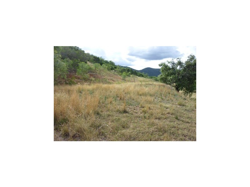 33 Joshua Place, Tamworth NSW 2340