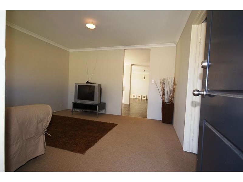 44 ALPINA CRES, Banksia Grove WA 6031